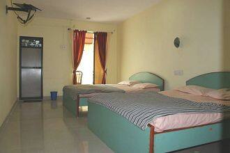 Omkar Hotel, Mahabaleshwar 1